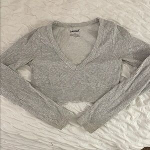 Garage Light Gray Ribbed V-Neck Long-Sleeve Crop Top